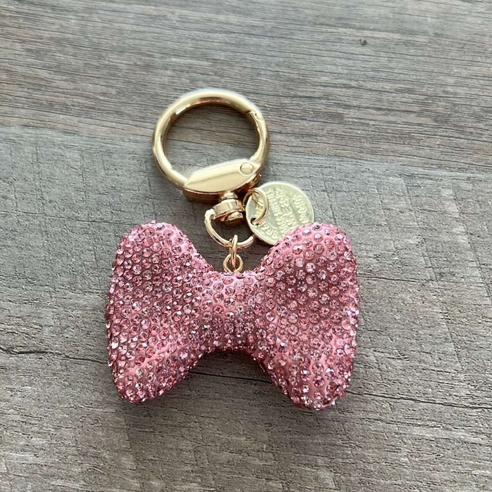NWOT Crystal bling bow keychain - gold & rose pink